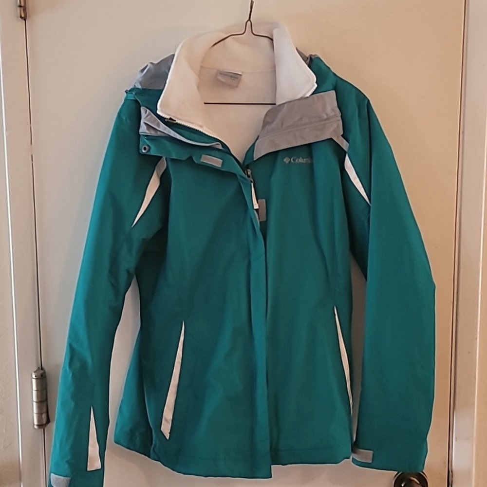 Columbia jacket with two layers